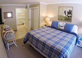Capitola Beach Suites - 1