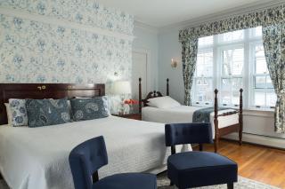 Four Chimneys Inn - Bennington - 6