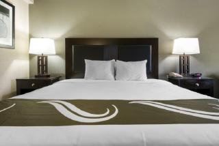 Quality Inn & Suites Charleston - Civic Center - Charleston - 7
