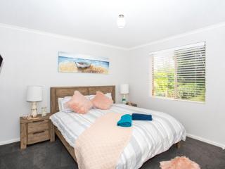 Fairway Haven Getaway - 5