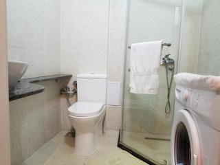 Super Central & Panoramic - Leo's Apartment - Prishtinë - 3