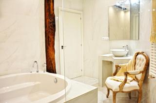 LUX CITYHALL + PARKING - 6