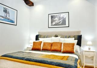 LUX CITYHALL + PARKING - 3