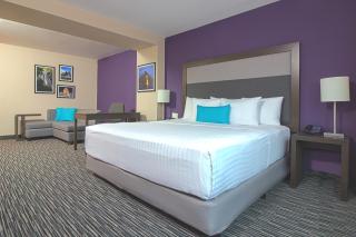 CHN Hotel Monterrey Aeropuerto, Trademark by Wyndham - Monterrey - 4