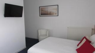 Hôtel Bon Repos - Barbezieux-Saint-Hilaire - 4