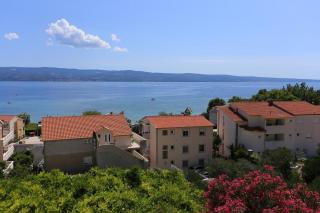Apartments and rooms with parking space Duce, Omis - 10303 - 2