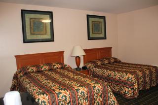 Driftwood Inn - Chestertown - 3