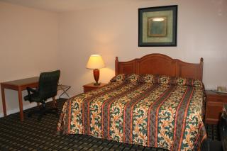 Driftwood Inn - Chestertown - 1
