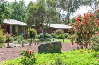 Southern Grampians Cottages - Dunkeld - 4