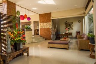 Svarna Suites Seminyak - Seminyak - 3