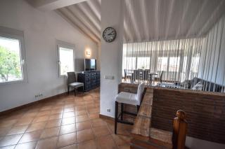 In the second line, modern beachfront holiday home in Costabella, Marbella - Marbella - 9