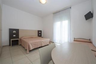 Hotel Nettuno - Misano Adriatico - 4