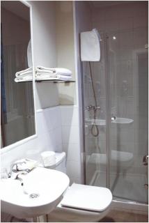 Hostal Madrid - 8