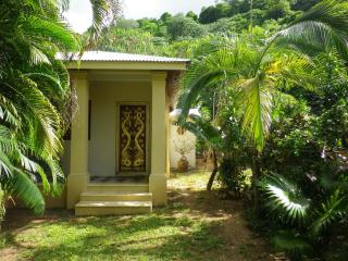 Villa Papaya - Flying Fish Cove - 8