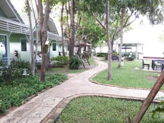 Sea-Sky Resort - Haad Chao Samran - 2