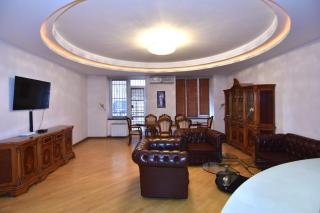 Rent Inn Yerevan on North Avenue - Jerewan - 9