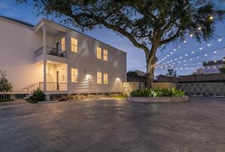 Spacious 2BR in Prime Garden District Location w Pool - New Orleans - 9