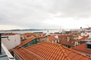 bairro alto-chiado 2 bdr beautifull view - Lisbon - 7