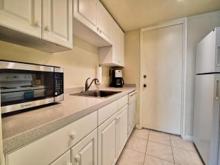 Regatta Beach Club C1009 2373 - Clearwater Beach - 2
