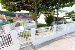Bruno Klemtz Casa frente Mar Pé na areia Lindo pátio com gramado privativo Ar Split WIFi - 6 x sem juros - Bombinhas - 7