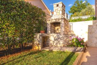 Apartments and rooms with WiFi Njivice, Krk - 5362 - 7
