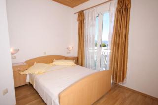 Apartments and rooms with parking space Brela, Makarska - 6895 - 4