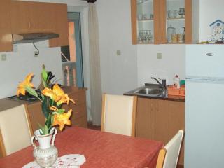 Apartments with a parking space Starigrad, Paklenica - 14507 - 2