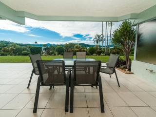 Lagoon Beachfront Lodge 005 on Hamilton Island by HamoRent - Hamilton Island - 5