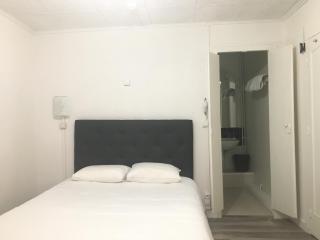 Hôtel Du Bellay - 6