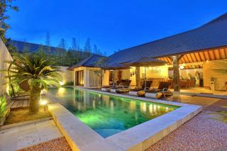 Villa Esperanto Seminyak - Seminyak - 4