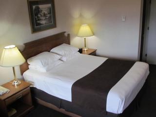 Super 8 by Wyndham Kelowna BC - Kelowna - 8