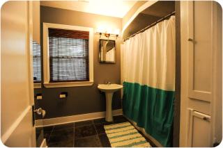 The Coyle Cabin - Close to Downtown, Stadiums, U of H, Med Center - Houston - 5