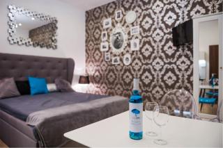 PARKING, AC, 2 Bedroom design flat in the center - 2