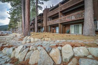 Donner Lake Retreat - 1