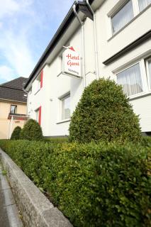 Hotel Garni Schilling - Duisburg - 7