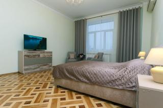VIP 2 bedroms right near Khreashatik - Kiev - 2