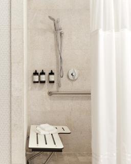 Hutton Hotel - 2