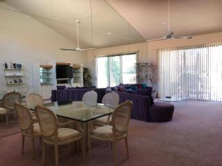 Palm Valley CC Pickleball, Tennis, Athletic Club, Pools 2 Bdrms Den 2 Ba - Palm Desert - 2