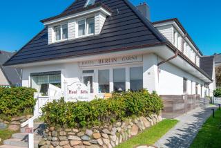 Hotel Berlin - Wenningstedt - 0