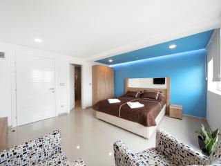 Agent Lux Apartments - 4