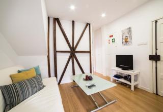 FLH Fresh and Cozy Old Town Duplex - Lisbon - 5