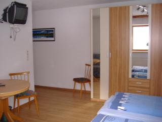 Apart Sebastian - 2