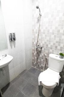 Azzahra Guest House Syariah near Juanda - Sidoarjo - 2