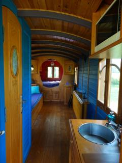 Une roulotte et des chevaux - 4