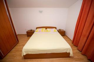 Apartments by the sea Grebastica, Sibenik - 14317 - Grebaštica - 9