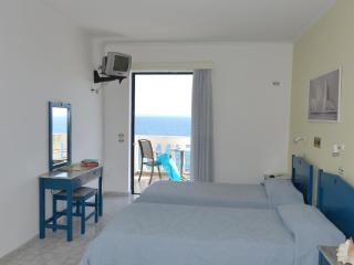 Ostria Seaside Studios and Apartments - Katarráktis - 9