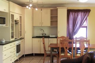 Oceans Hotel & Self Catering - Mossel Bay - 2
