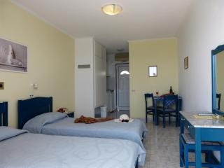 Ostria Seaside Studios and Apartments - Katarráktis - 8
