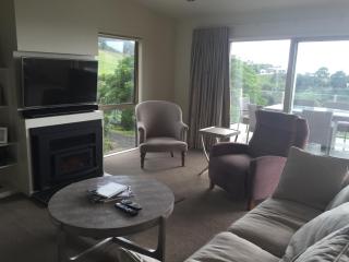 Hahei Sea Vista (3 Bedroom House) - 2