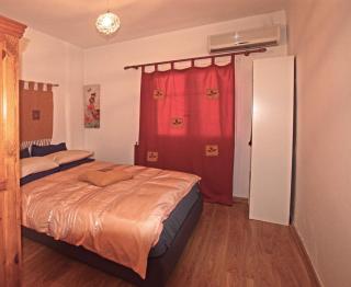 At the heart of Old Town - Corfu - 3